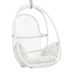 Aina Tähkä Rottinkikeinu